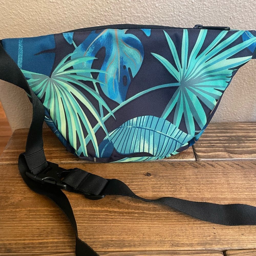 Herschel Tropical Print Fanny Pack - Picture 5 of 14